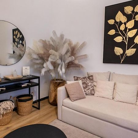אלברובלו Dea Luxury Casa Vacanze- Zona Chiesa A Trullo - מראה חיצוני תמונה