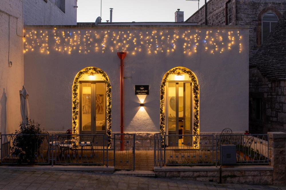 אלברובלו Dea Luxury Casa Vacanze- Zona Chiesa A Trullo - מראה חיצוני תמונה
